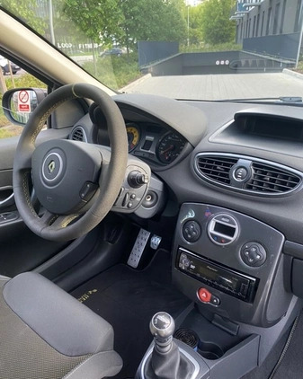 Renault Clio cena 45000 przebieg: 110000, rok produkcji 2009 z Koszalin małe 106